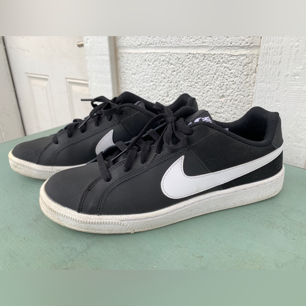Nike Court Royale Black Sneakers